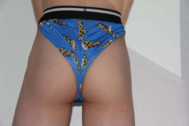 Pizza by akaoakmsncnx