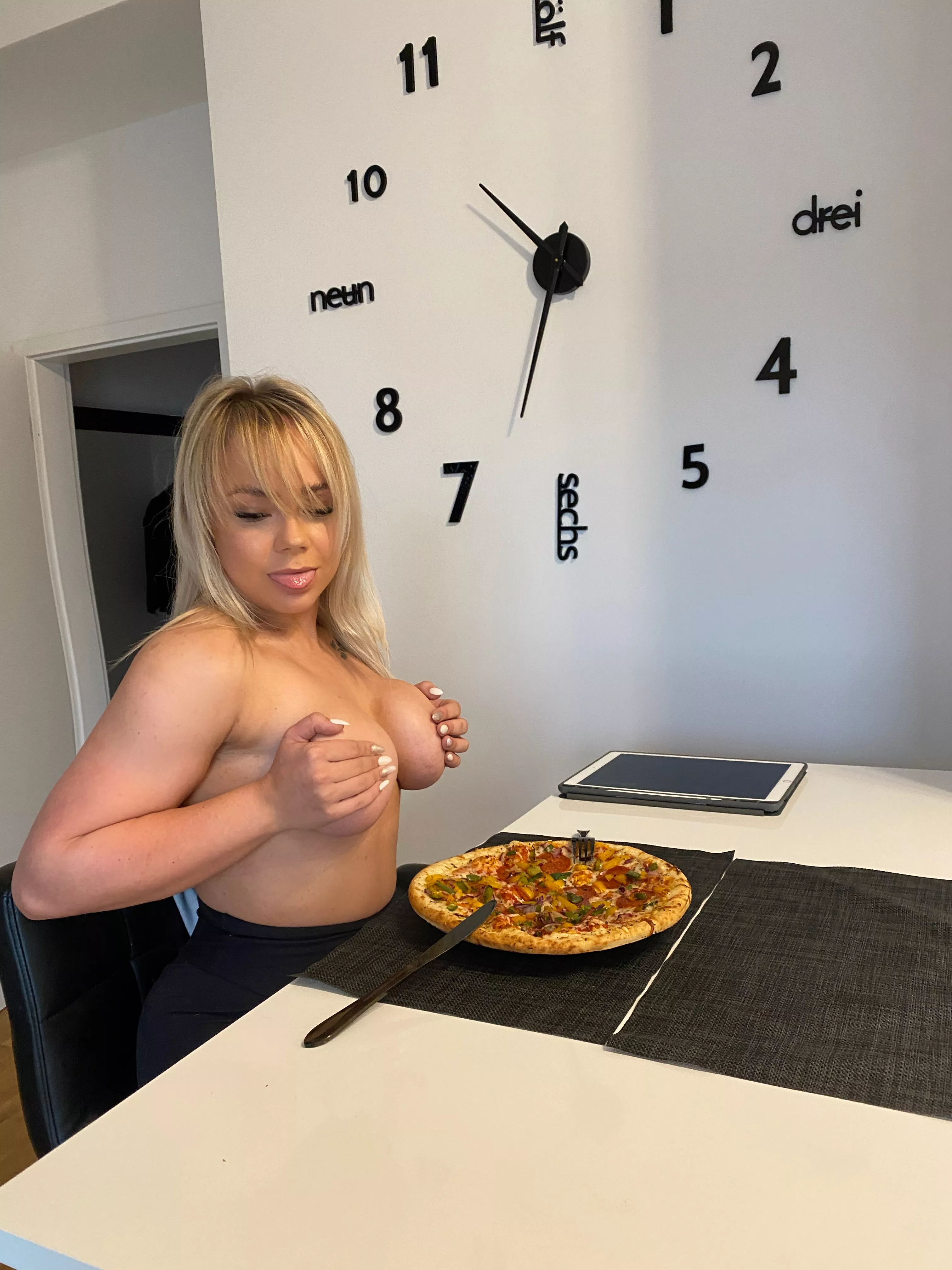 Pizza Date? posted by pennyprincess0