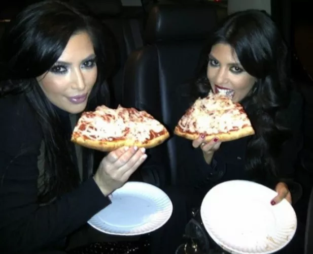 Pizza eaters by Chaturbater1