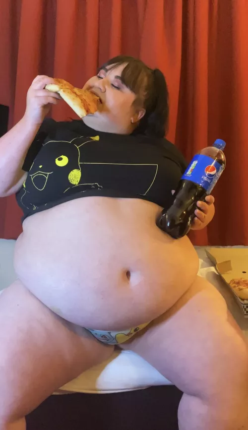 Pizza, pepsi and pokemon 💕 by VanessaRaexx