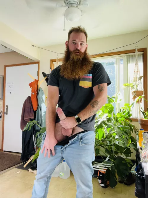 Plant daddy a thing? by -BEARDEDGINGER-