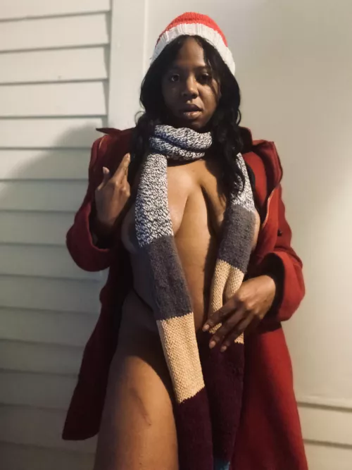 Play your cards right and I’ll knit you a scarf like mine 💋 by smokeandwhispers