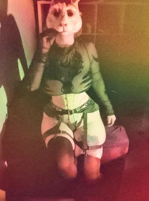 playboy bunny? I guess here's the bunny, let's play :3 by I-really-like-birds