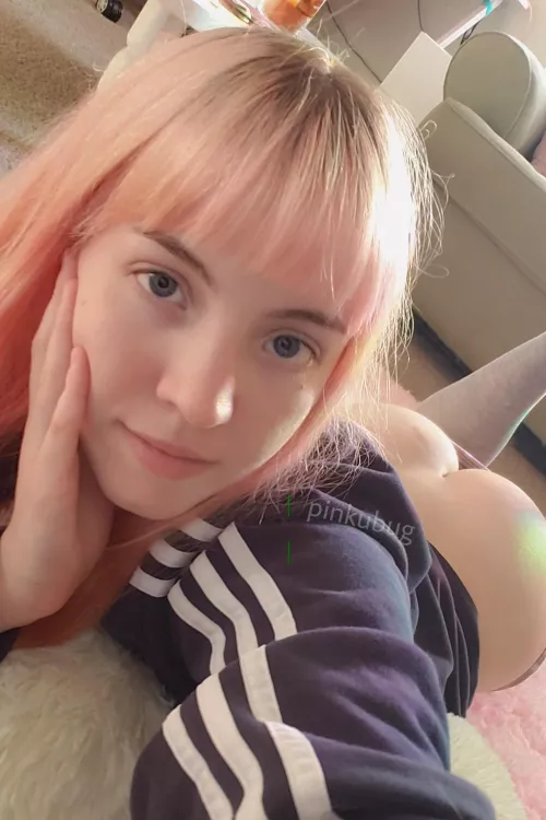 Playin video games, sure hope no one comes and takes advantage of me 👀 by pinkubug