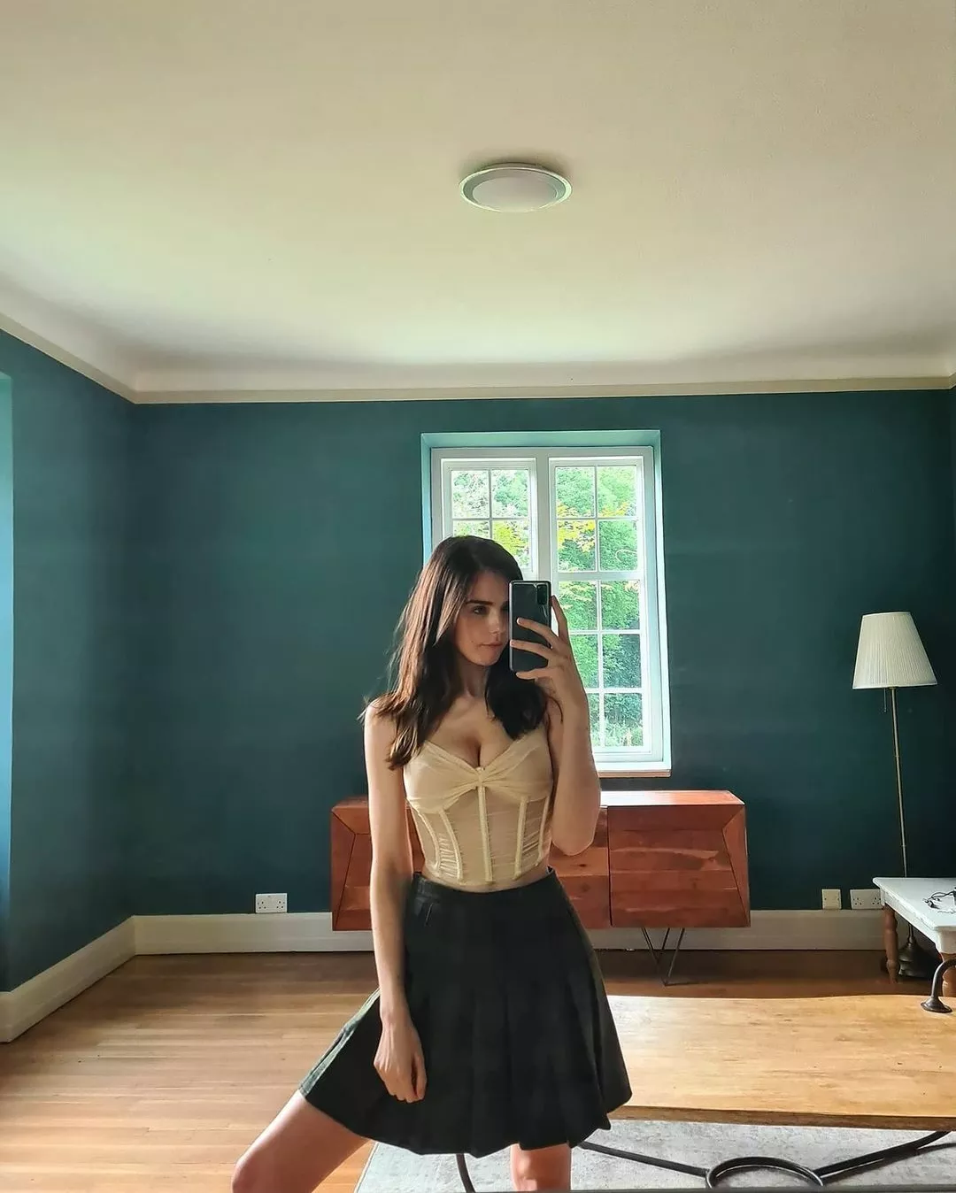 Playing Dress Up posted by hogeybear92