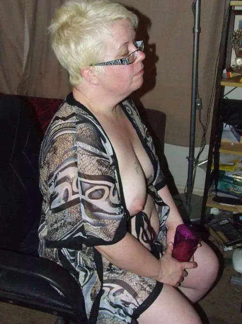 Playing on line what happened next by riz1967