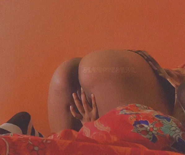 playing with myself high >>>> by sleepiebearr