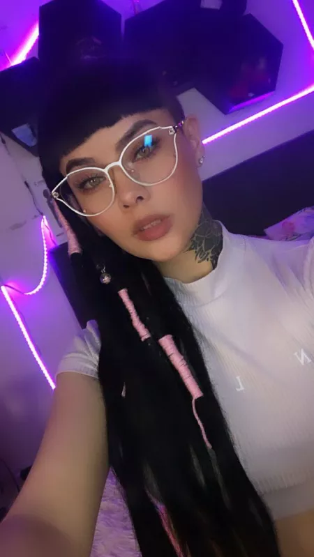 Please don’t keep me waiting 🥺💋 by LupeMartinez