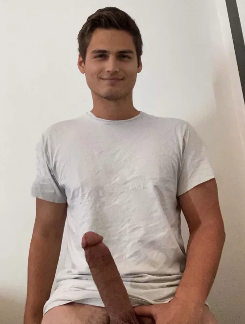 Please excuse the wrinkled shirt by dippedtoes