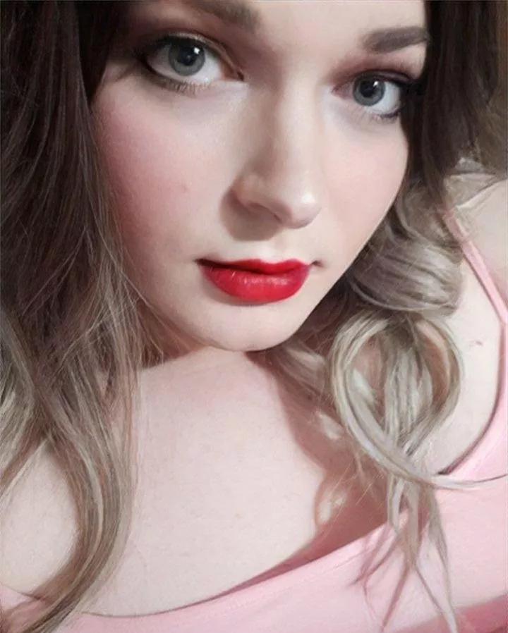 Please give me my facial fix! I'm begging you 🤤 posted by karabean3