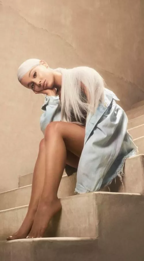 Please make me your slave as Ariana Grande, Billie Eilish or Megan Fox by joiiloverr