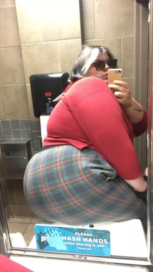 Please wash your hands by Dripsaodex