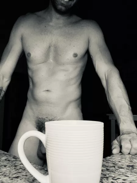 Pleasure me by xyzz77