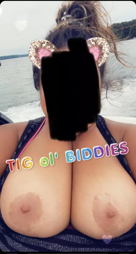 Plenty of room…. OC 🍆 💦 by JuicyNikki