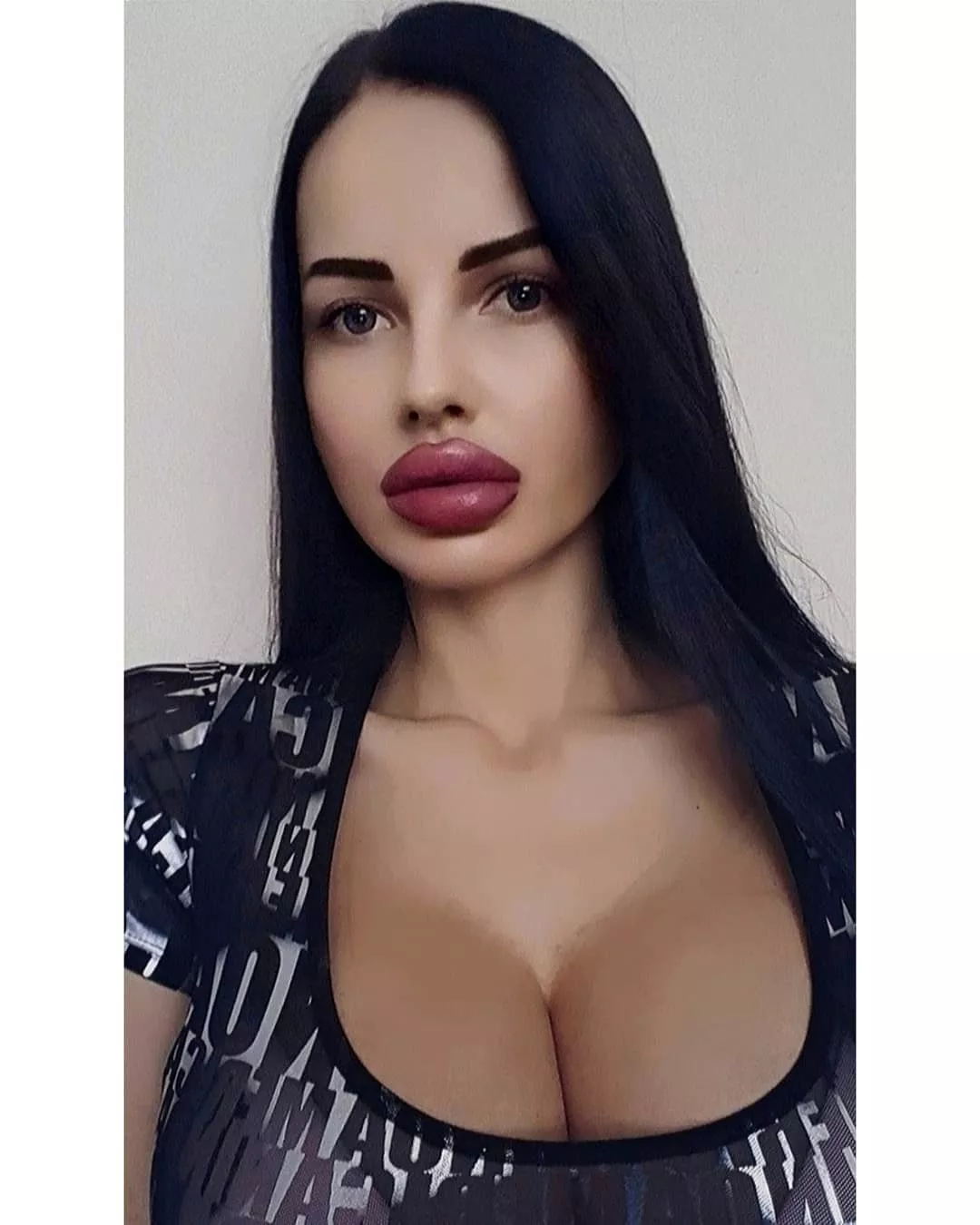 Plump Lips posted by gosterime