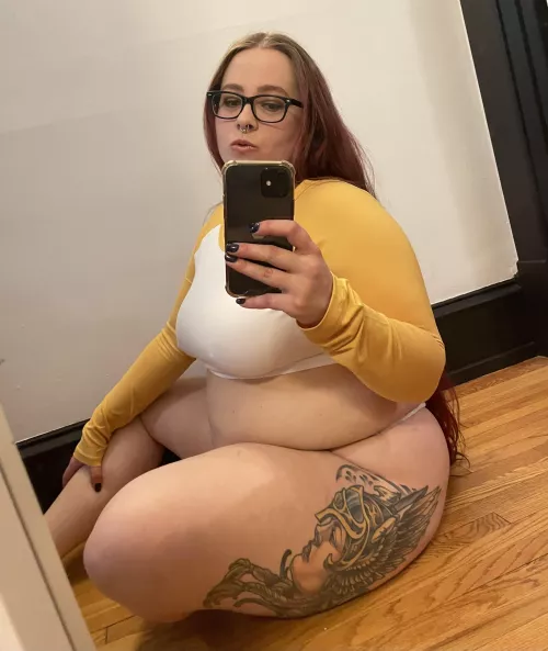 Plump mommy by Late_Standard7924