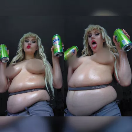 Plumped up and oiled 💦 by elea-goddess