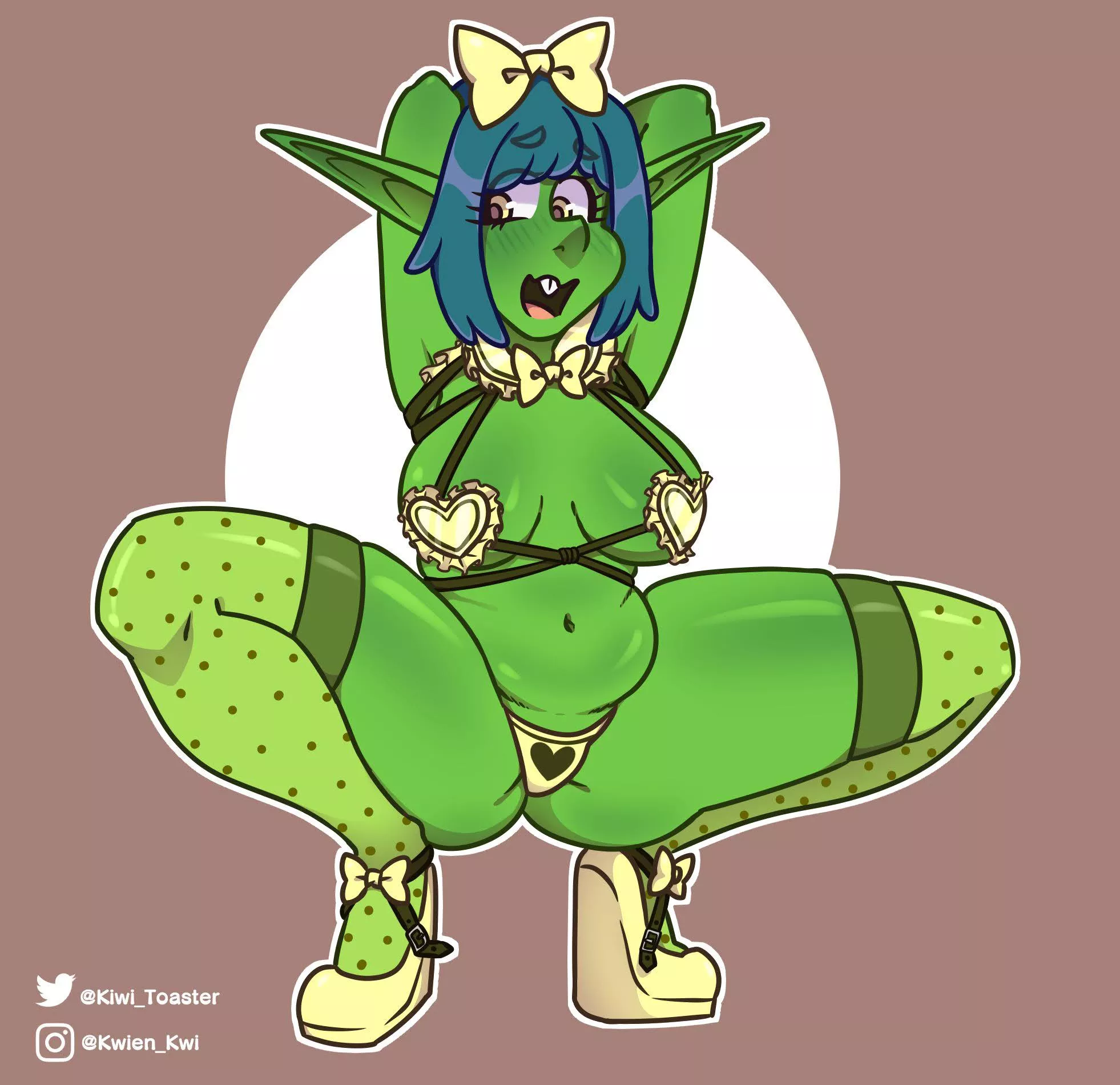 Plus size elf girl posted by Kiwi-Toaster