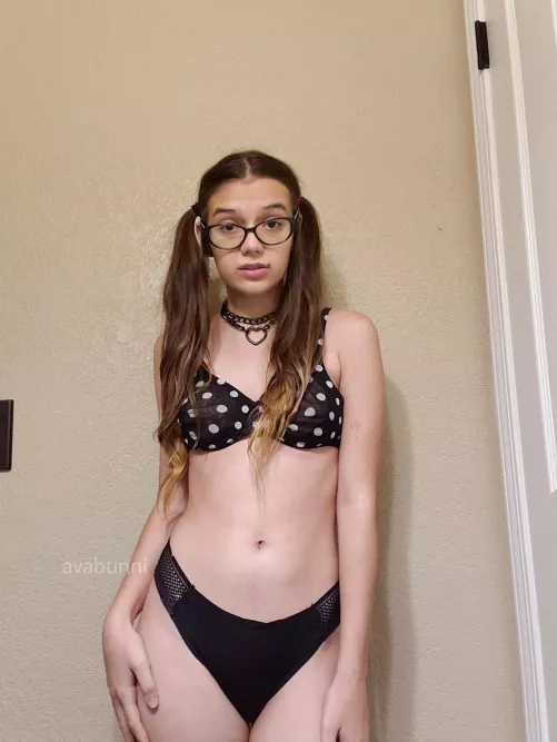 Poka-dots and heart choker is the theme today by AvaBunni