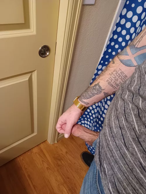 Poke-ah my head out. by herebemybits