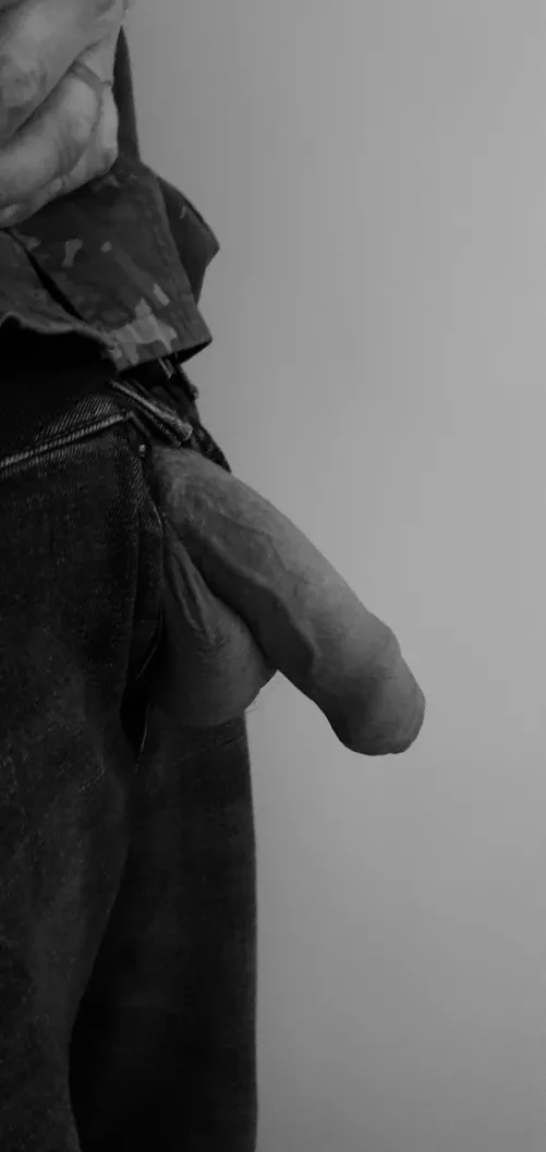 Poking through.. by PlayandRide