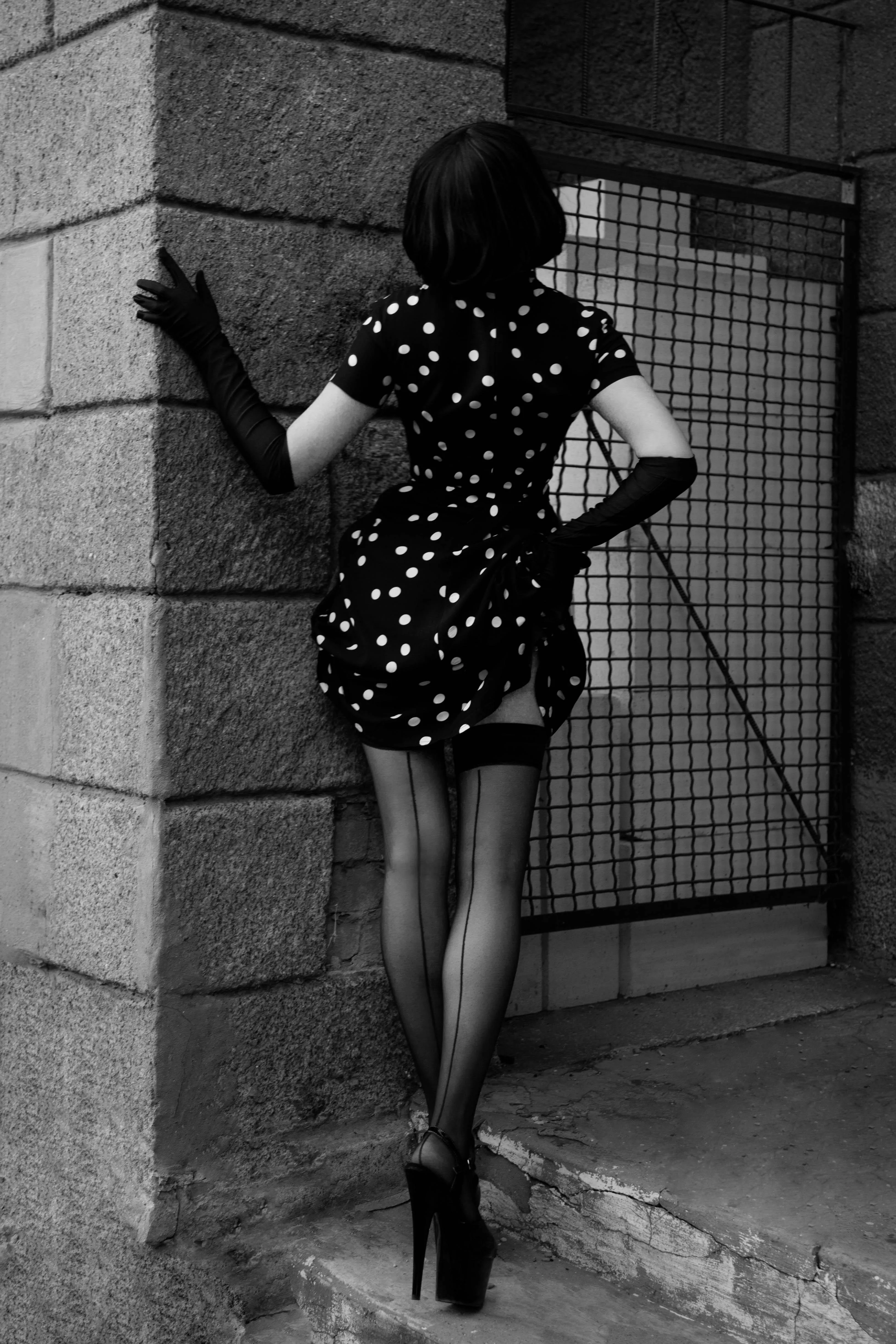 Polka dot and seamed stockings ❤ [OC] posted by Niamh_Satie