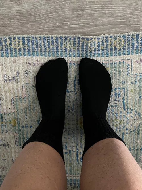 Poll: should I run, do yoga, or go to Pilates in these? Finishing out 24 hour wear strong 💪🏼 😜