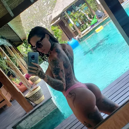 Poolside super booty by notchrisdk