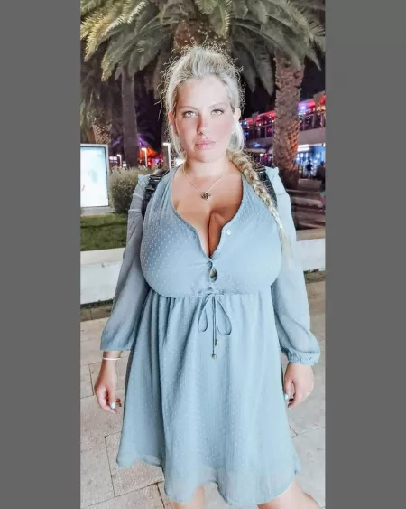 Poor button by jdevo91