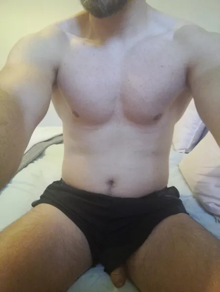 Popping out after gym. by dubfunguy