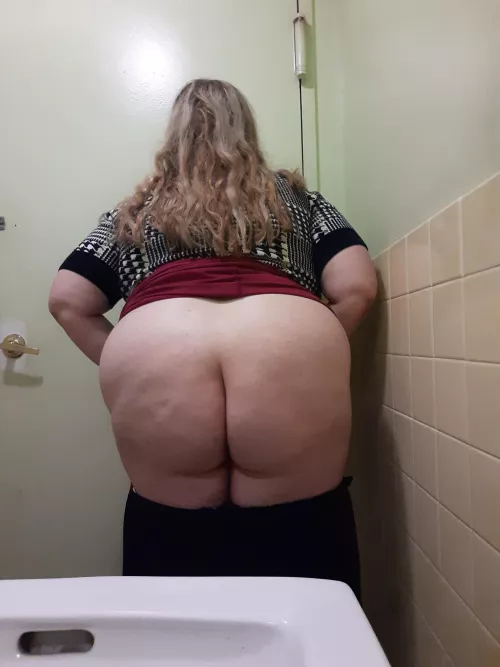 Popping out at work by yourenotquiteme