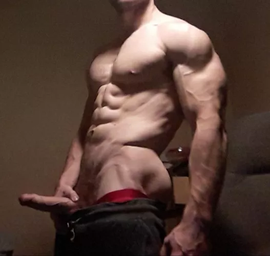 Post gy(m) selfie by FewAd8224