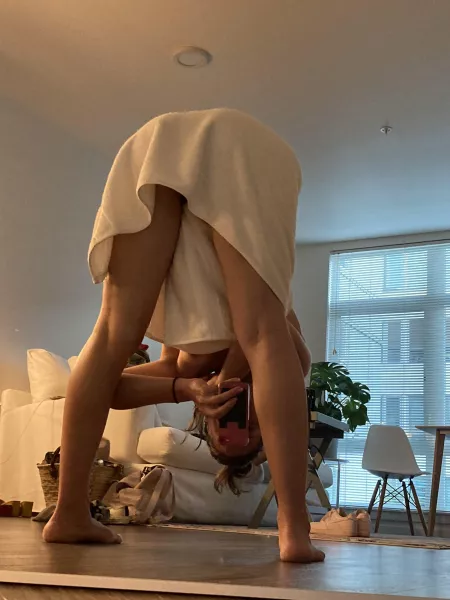 Post hot yoga🤍 by Fuqmegigi