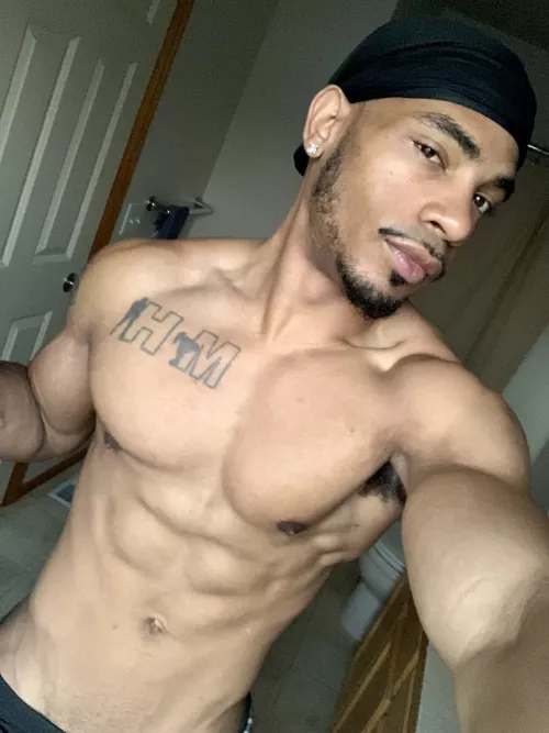 Post workout glow (M) by Maximo_Savage