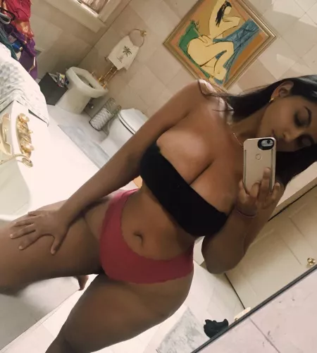 Post Workout Selfie by NickiMinajButtHole