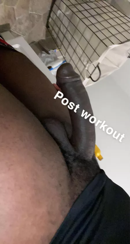 Post workout selfie 😁👀 by Blowinmyhigh