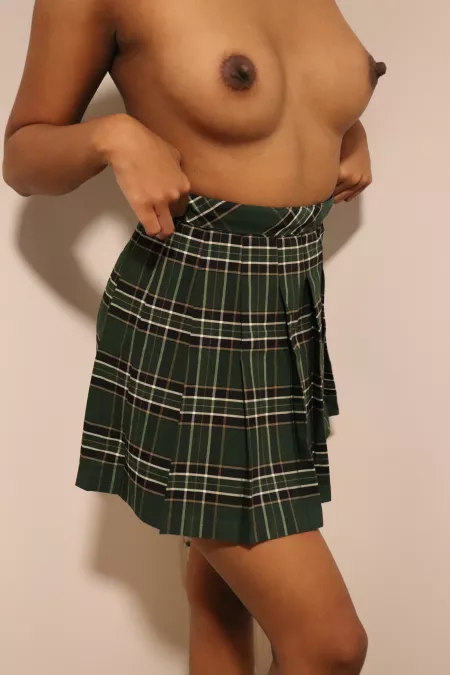 Posting on Reddit kinda makes me horny🥵 by wetforuasia