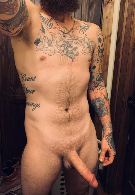 Post-shower 💦 by general__ludd