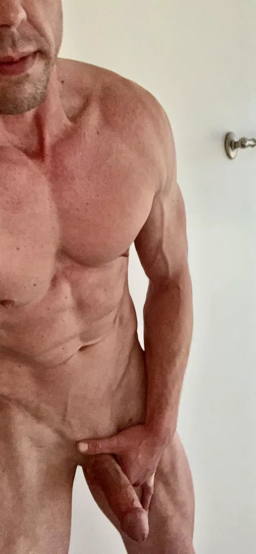 Post-workout hit the showers 💦 by MJgametime5