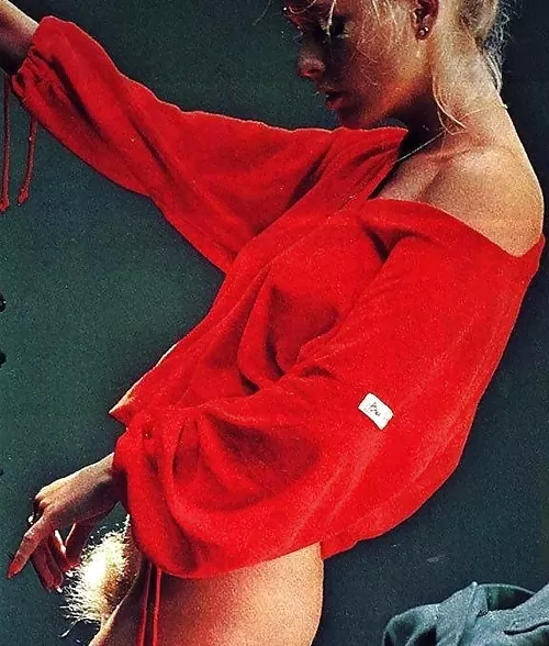 Pouffy posted by crazyhorny