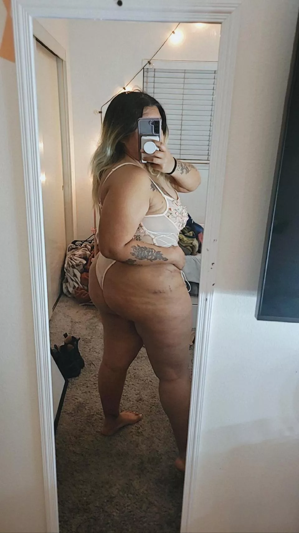 Pound my 🍑🍆 posted by honeycheeksx