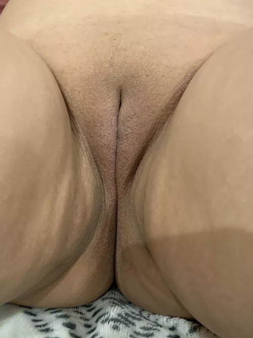 Pound my tight pussy by ChampagneFred1