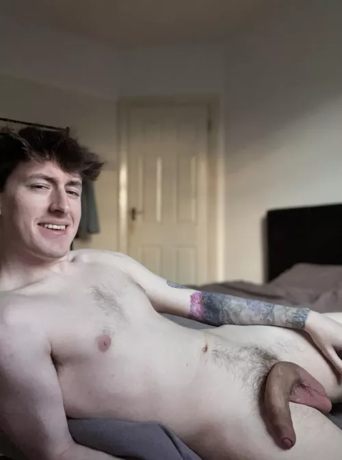 pov: breakfast in bed by mickaom