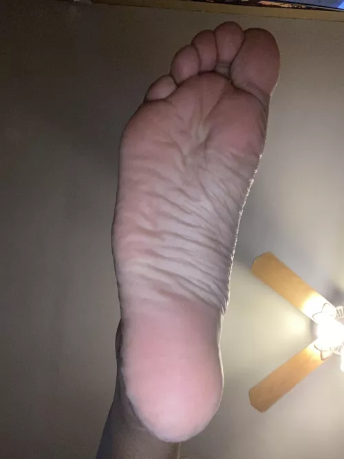 POV: I’m about to squish your face with my wrinkly sole by bbydollsoles