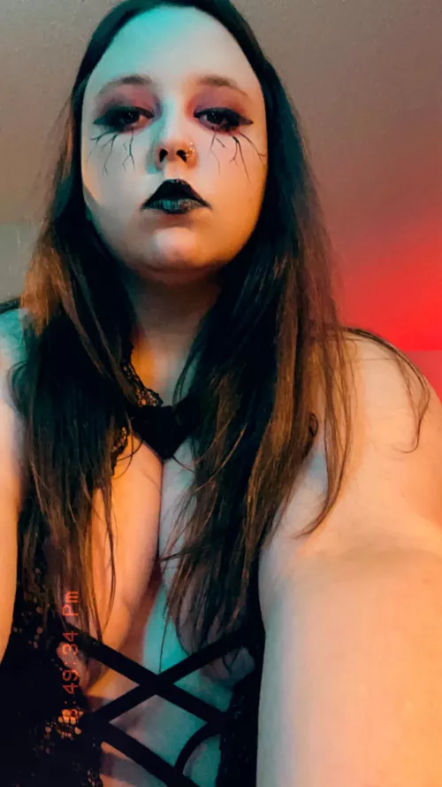 POV: I’m on top of you while you’re tied to the bed and I’m telling you you can’t cum until I give you permission. by swampbugg