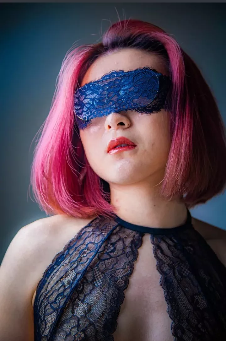 Pov were on our first date 😏 posted by hornyhare699