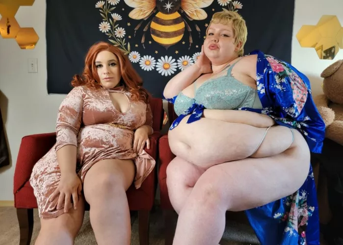 Pov: your bbw wife invites her ssbbw bestie over to take turns sucking you off by velmavoodoo
