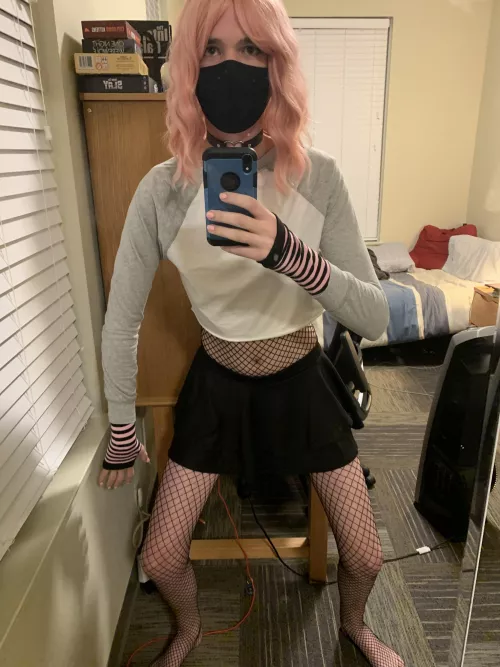 Power stance! by WhoIKnowIAm