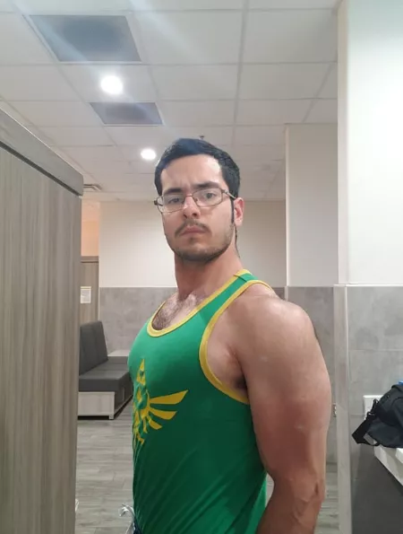 Powering up with the Triforce of Power! Happy Sunday! by swolebeto