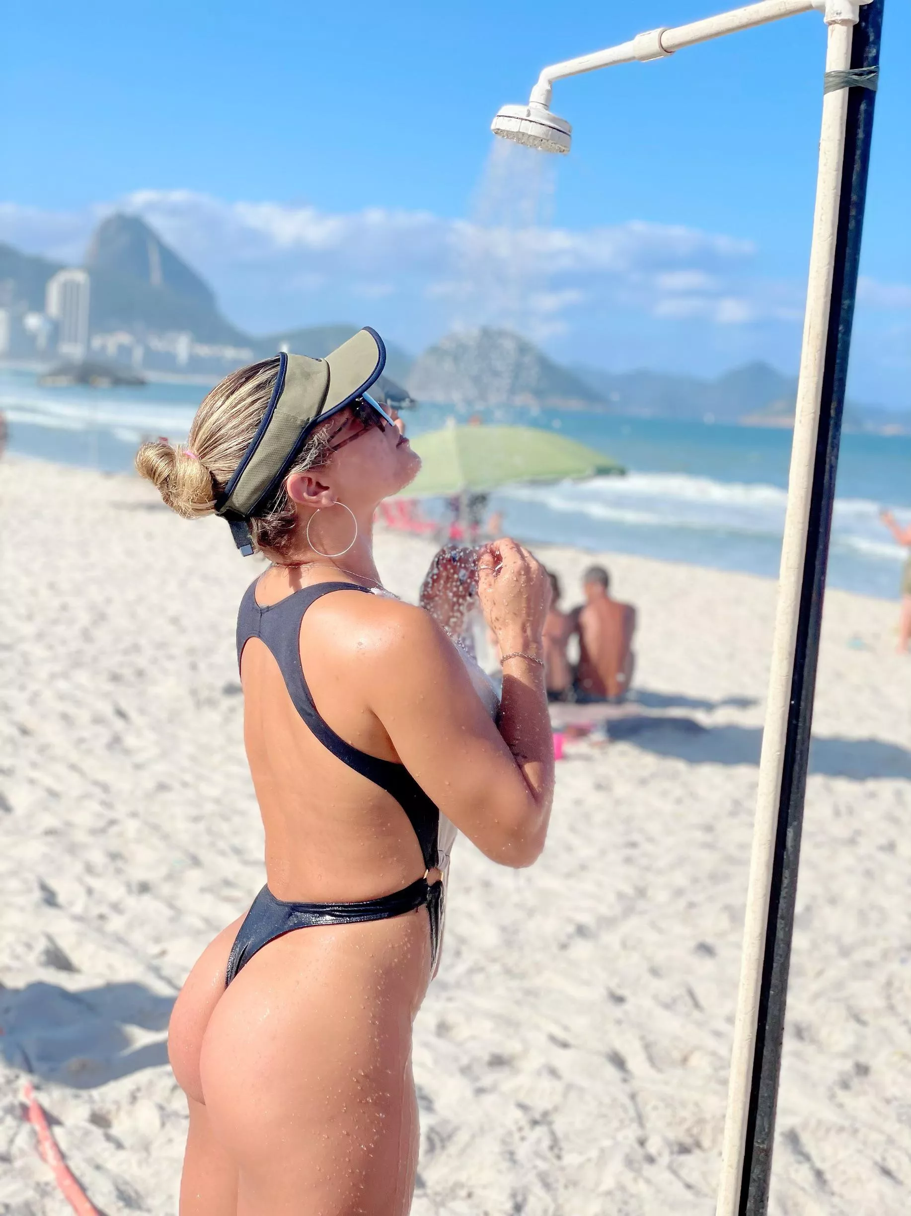 Praia gostosa hoje posted by suzyhotbrazil